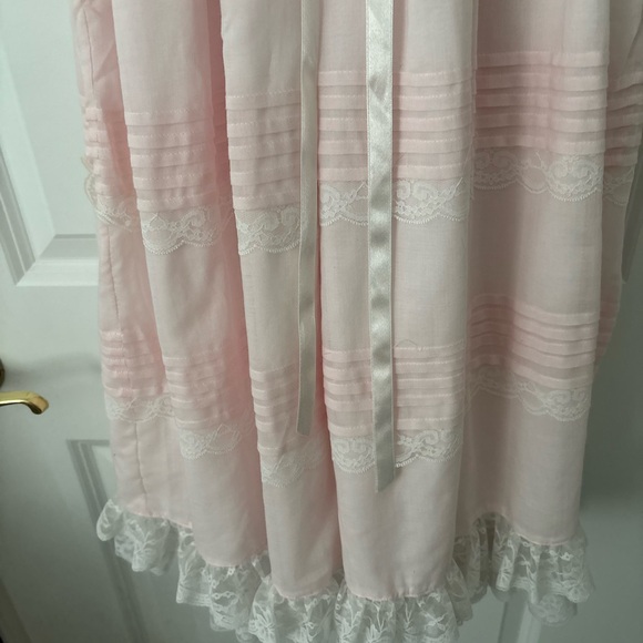 Vintage Baby Girl Pink White Lace Long Christening Gown with Bonnet - Picture 5 of 9